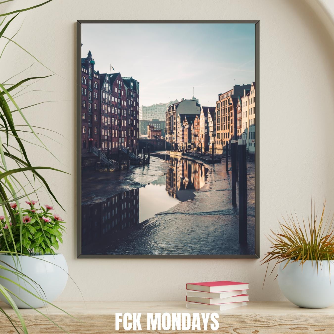 Hamburg Speicherstadt bei Ebbe Poster | Historische Speicher | Elbe Fleet Fotokunst | Hanseatische Architektur | Hansestadt Wandbild