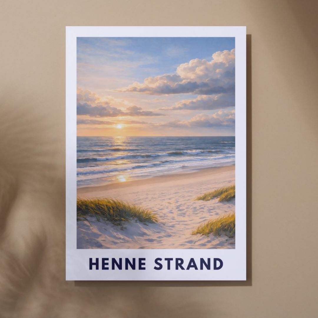 Henne Strand Poster | Dünen Nordsee | Goldenes Abendlicht | Minimalistisches Strandposter | Skandinavische Küstenruhe Dänemark Küste