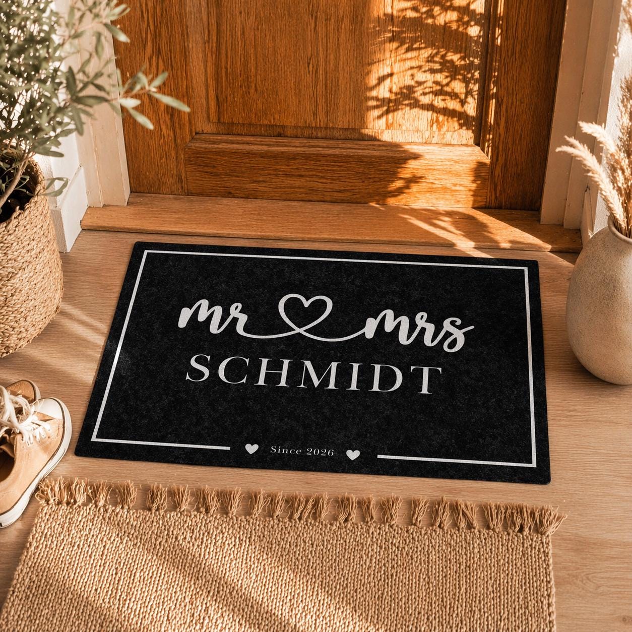 Personalisierte Fußmatte Mr & Mrs mit Name | Hochzeitsgeschenk Türmatte individuell | Eingangsbereich Matte Hochzeit Geschenk Gummirand