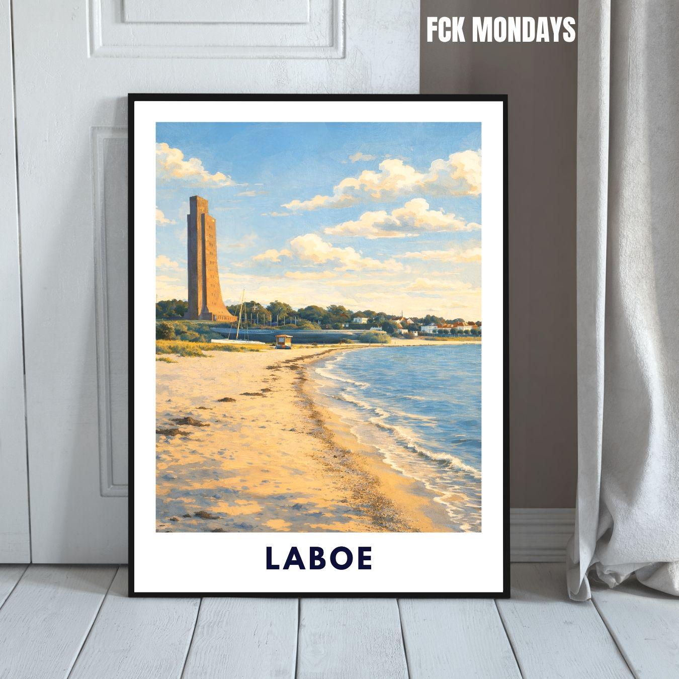 Laboe Poster Marine Ehrenmal Ostsee | Strand Wandbild Deutschland | Küsten Landschaft Kunstdruck | U-Boot U 995 Deko | Travel Poster Kiel