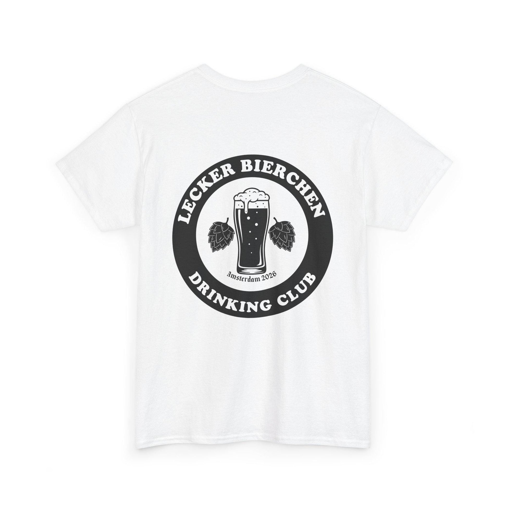 Personalisierbares JGA Shirt – Lecker Bierchen Drinking Club Männer – Outfit Party Urlaub T-Shirt mit Wunsch Ort & Jahr Junggesellenabschied