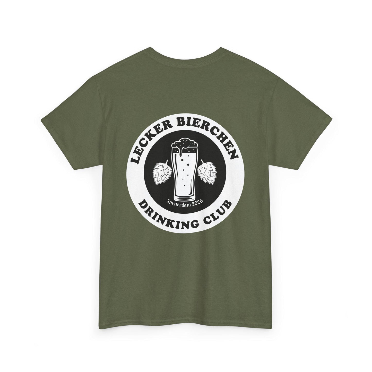 Personalisierbares JGA Shirt – Lecker Bierchen Drinking Club Männer – Outfit Party Urlaub T-Shirt mit Wunsch Ort & Jahr Junggesellenabschied