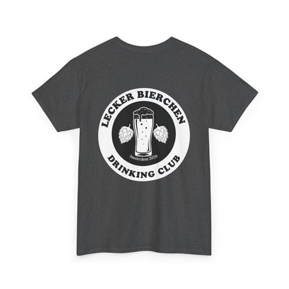 Personalisierbares JGA Shirt – Lecker Bierchen Drinking Club Männer – Outfit Party Urlaub T-Shirt mit Wunsch Ort & Jahr Junggesellenabschied