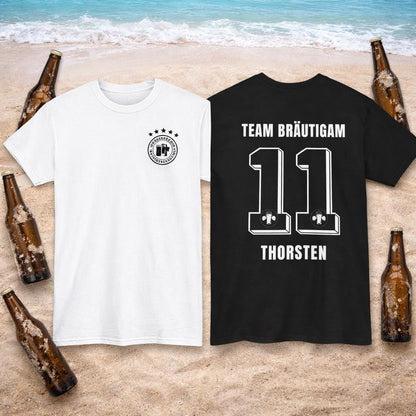 Personalisierbares JGA Shirt Fußball Trikot - Junggesellenabschied Outfit Herren - Bräutigam Team Shirt mit Name & Nummer Party Urlaub