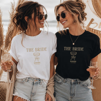 Bride Shirt personalisiert, THE BRIDE T-Shirt JGA, Braut Shirt mit Name & Datum, Bachelorette Party Outfit, Clean Bridal Shirt Party Urlaub