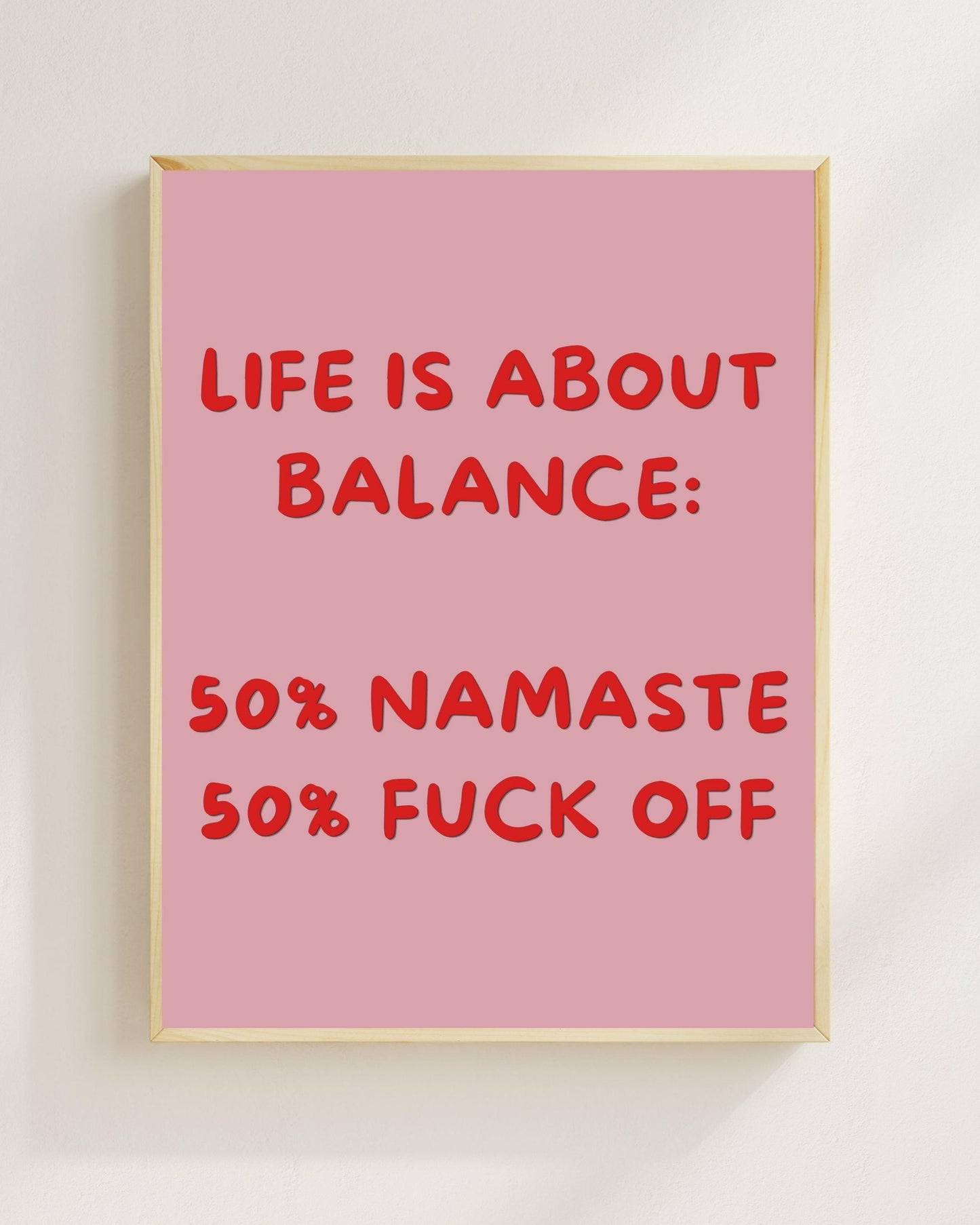 Life Is About Balance Poster Deutsch, Lustiges Yoga Poster, Namaste Fuck Off Wandbild, Sarkastischer Spruch Print, Lavendel Wall Art Plakat