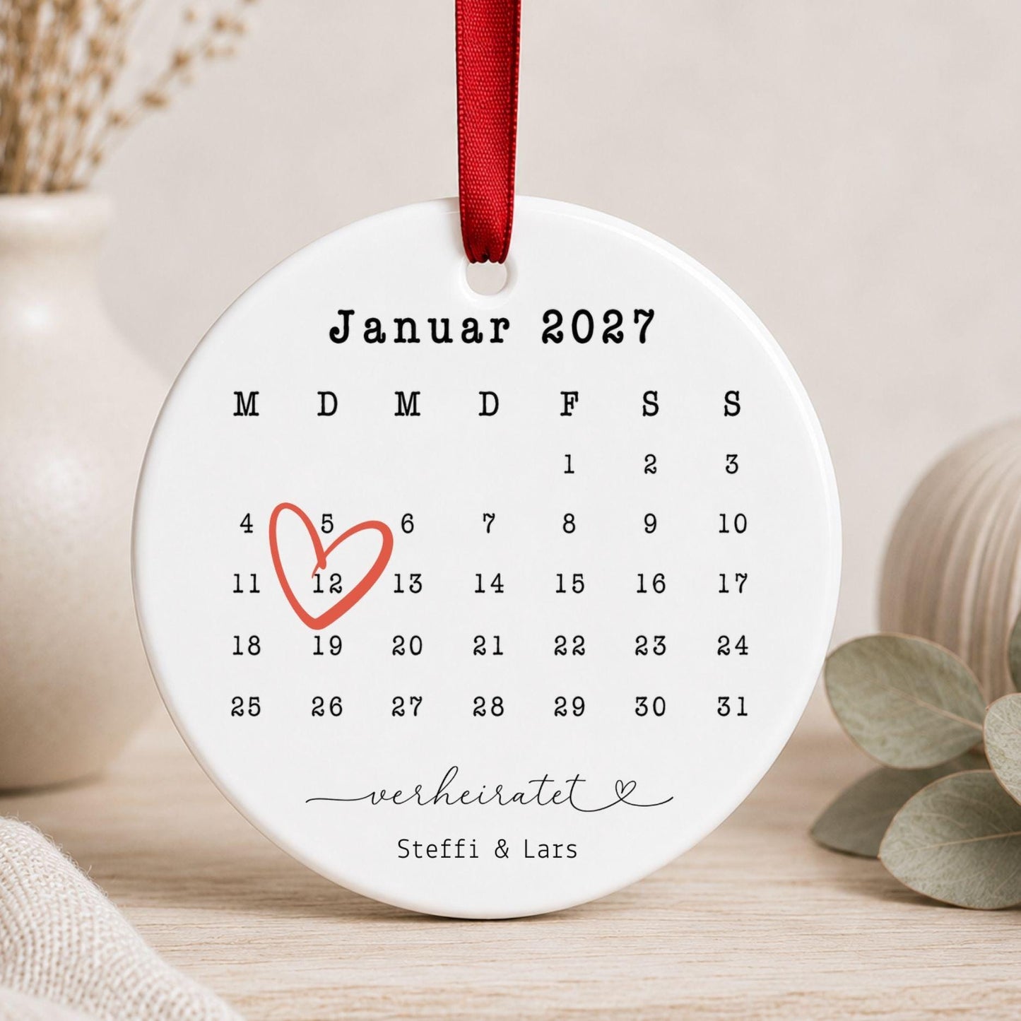 Personalisiertes Kalender Ornament Paare, Keramik Anhänger mit Datum Namen, Geschenk Jahrestag Hochzeit Weihnachten Erstes Date Verlobung