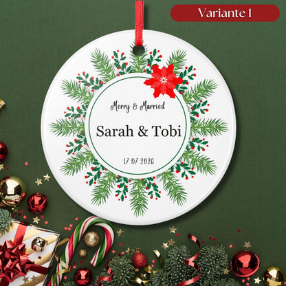 Personalisiertes First Christmas Ornament für Paare, Keramik Weihnachtsanhänger mit Namen & Datum, erstes Weihnachten frisch verheiratet