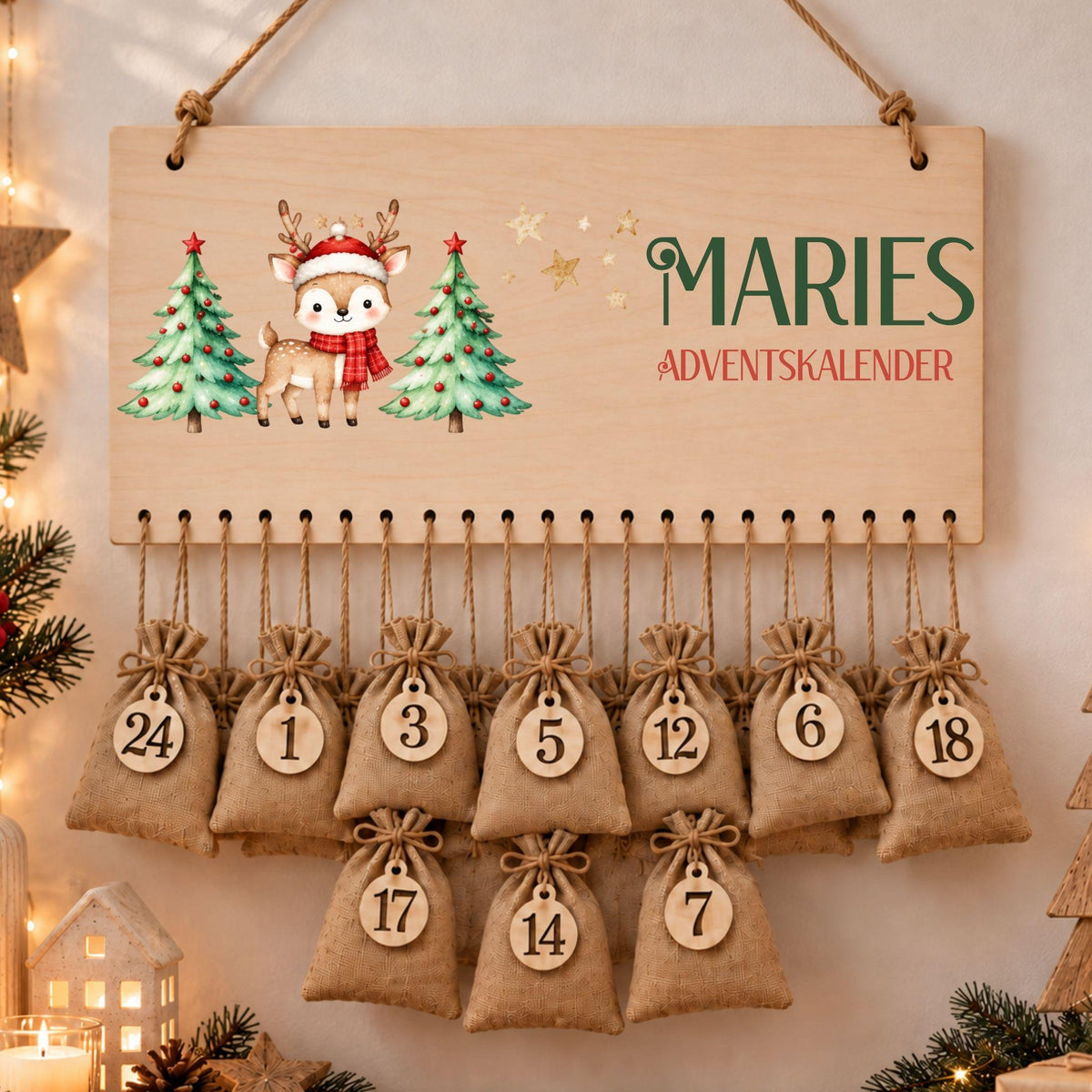Adventskalender für Kinder | Personalisierbar mit Namen für Weihnachten | Set mit 24 Säckchen zum Befüllen Holz | Weihnachtsmotive Geschenk