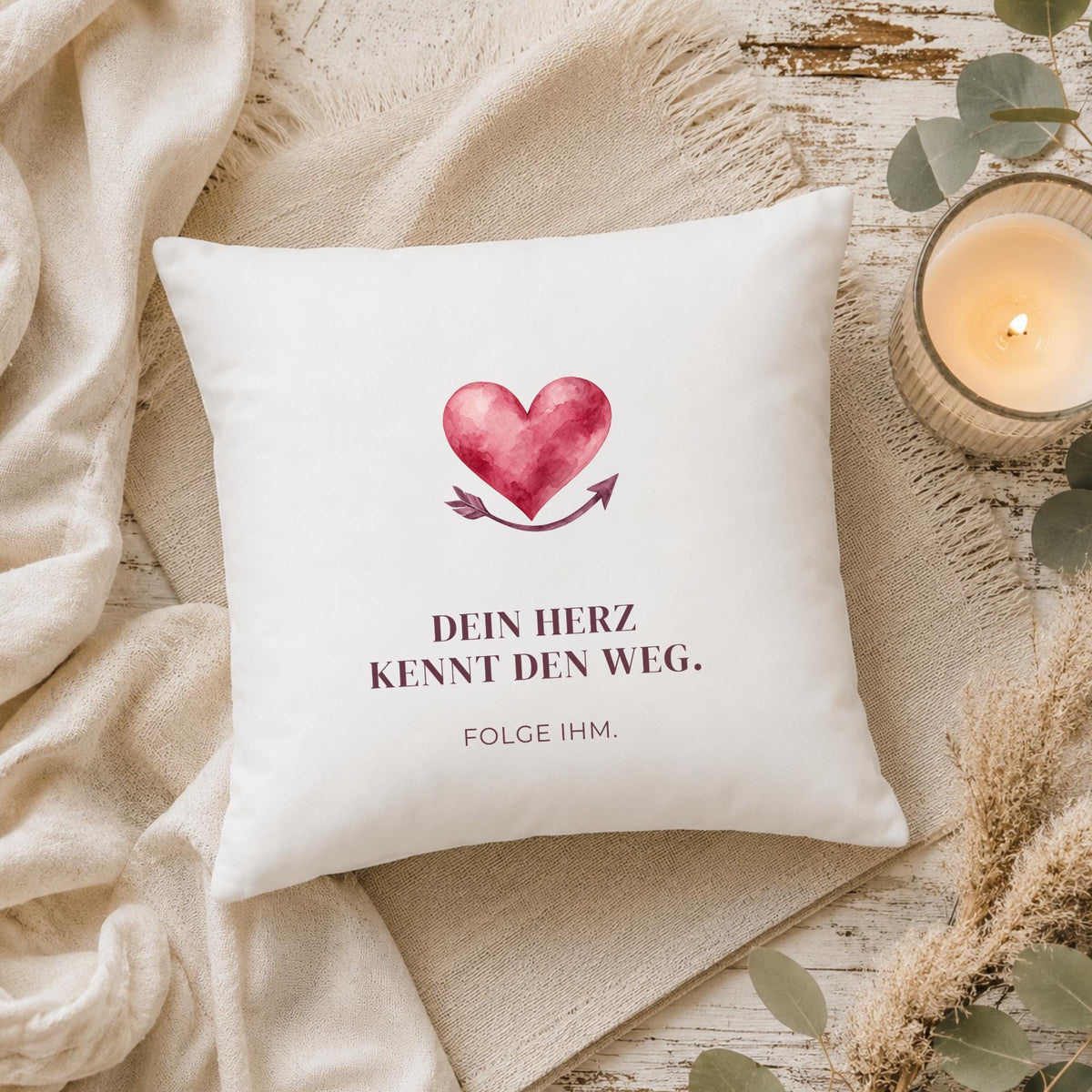 Kissen „Dein Herz kennt den Weg. Folge ihm.“ | Geschenk Freundin Geburtstag Neuanfang Mutmacher Aquarell Herz Sofa Deko Motivation