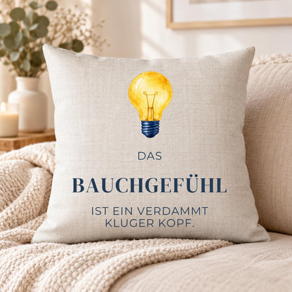 Kissen „Das Bauchgefühl ist ein verdammt kluger Kopf“ | Geschenk Freundin Achtsamkeit Intuition Aquarell Glühbirne Geburtstag Sofa Deko