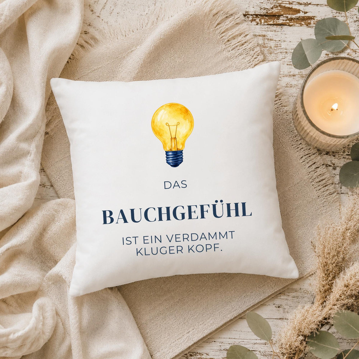 Kissen „Das Bauchgefühl ist ein verdammt kluger Kopf“ | Geschenk Freundin Achtsamkeit Intuition Aquarell Glühbirne Geburtstag Sofa Deko