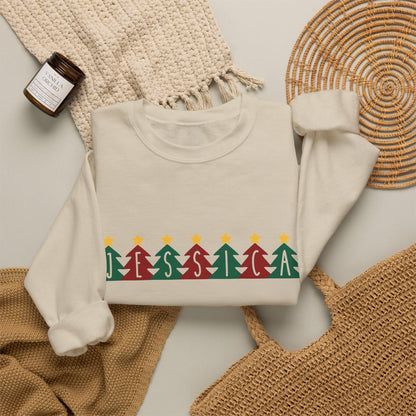 Personalisierter Weihnachtspullover mit Name | Tannenbaum Schriftzug | Familien Partnerlook Geschenk Mama Papa Kinder Advent Fotoshooting