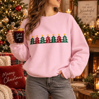 Personalisierter Weihnachtspullover mit Name | Tannenbaum Schriftzug | Familien Partnerlook Geschenk Mama Papa Kinder Advent Fotoshooting