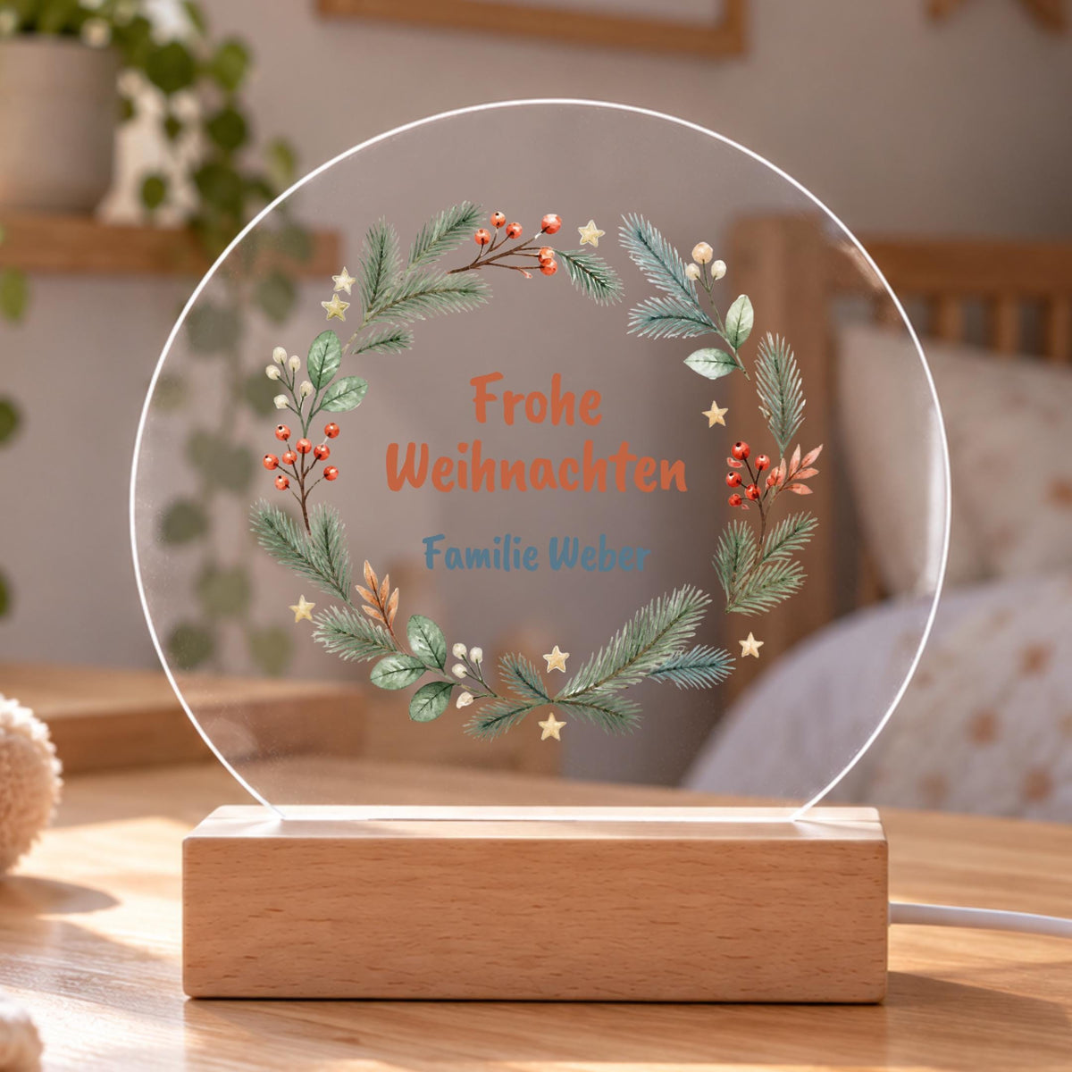 Personalisiertes Nachtlicht rund, Weihnachtskranz mit Familiennamen, LED Acryl mit Holzsockel, Weihnachtsgeschenk