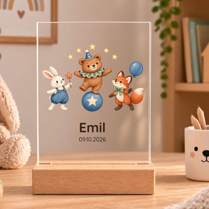 Nachtlicht mit Datum und Namen eckig, Kinderzimmer, Zirkustiere Acryl mit Holzsockel, Geschenk Geburt Taufe, LED Licht Weihnachten Leuchte