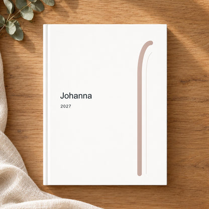 Terminplaner 2027 personalisiert mit Namen – Botanik & Monogramm, A5 Hardcover für Büro und Alltag, Modernes Weihnachtsgeschenk für Freundin