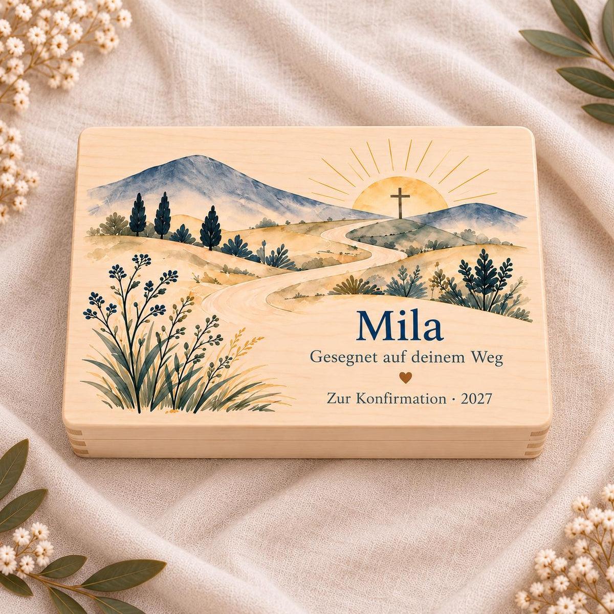 Kommunion Konfirmation Erinnerungskiste personalisiert mit Namen | Berge und Glaubensweg | Holzbox Geschenk von Paten | Junge Mädchen
