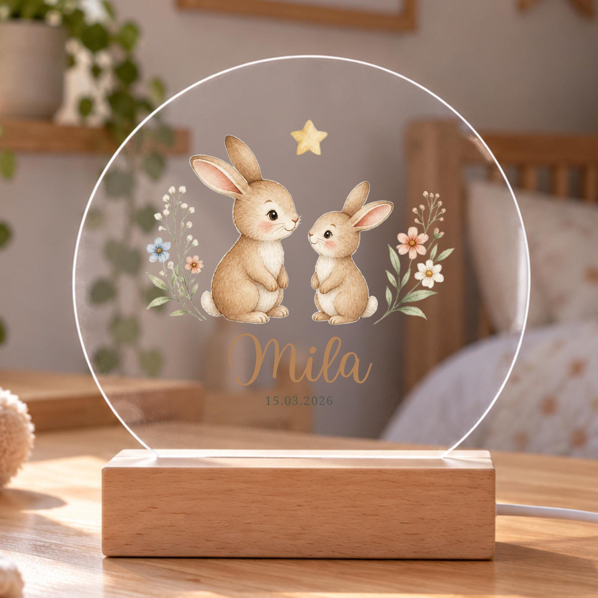 Personalisiertes Nachtlicht rund, Hasen mit Blumen, LED Acryl mit Holzsockel, Kinderzimmer, Geschenk Geburt Taufe Geburtstag