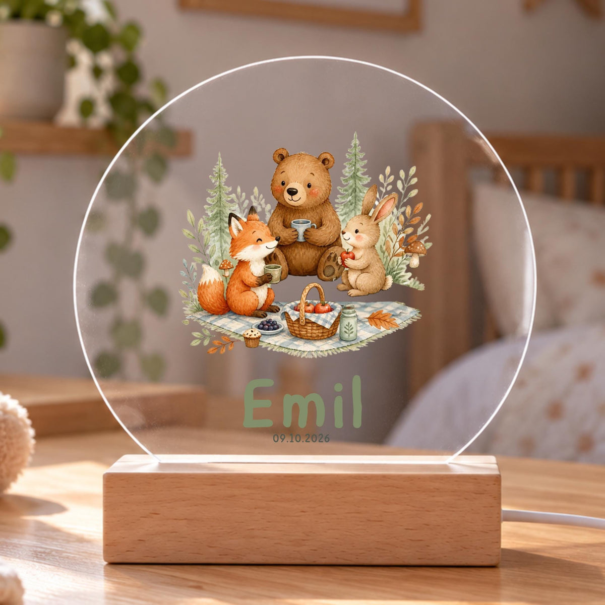 Personalisiertes Nachtlicht rund, Waldtiere beim Picknick, LED Acryl mit Holzsockel, Kinderzimmer, Geschenk Geburt Taufe Geburtstag