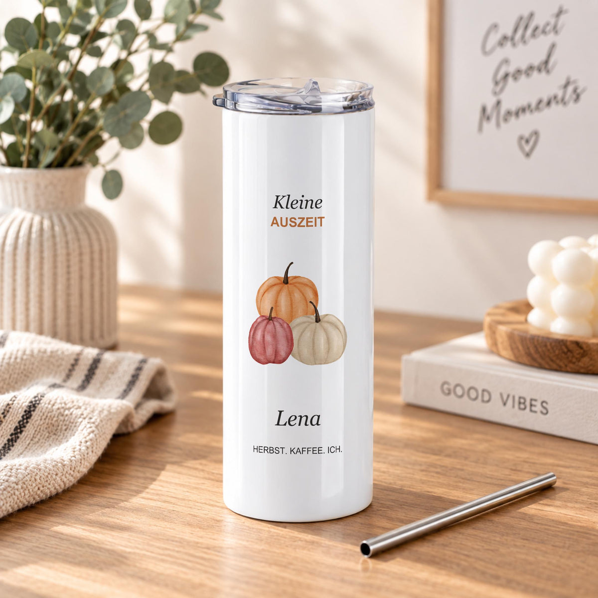 Personalisierte Thermoflasche für Freundin | Kleine Auszeit Herbst Kürbisse | Geburtstagsgeschenk mit Namen, 570 ml Edelstahl mit Trinkhalm