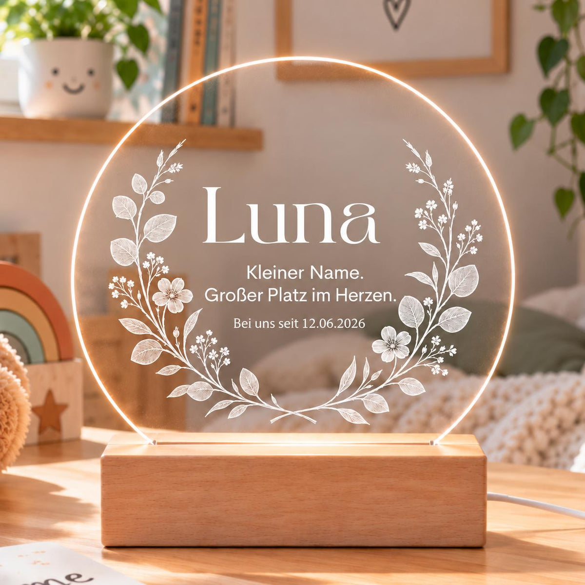 Personalisiertes Nachtlicht rund für Hund und Katze, Tierliebe floral, LED Acryl mit Holzsockel, Name und Datum, Geschenk Tierliebhaber