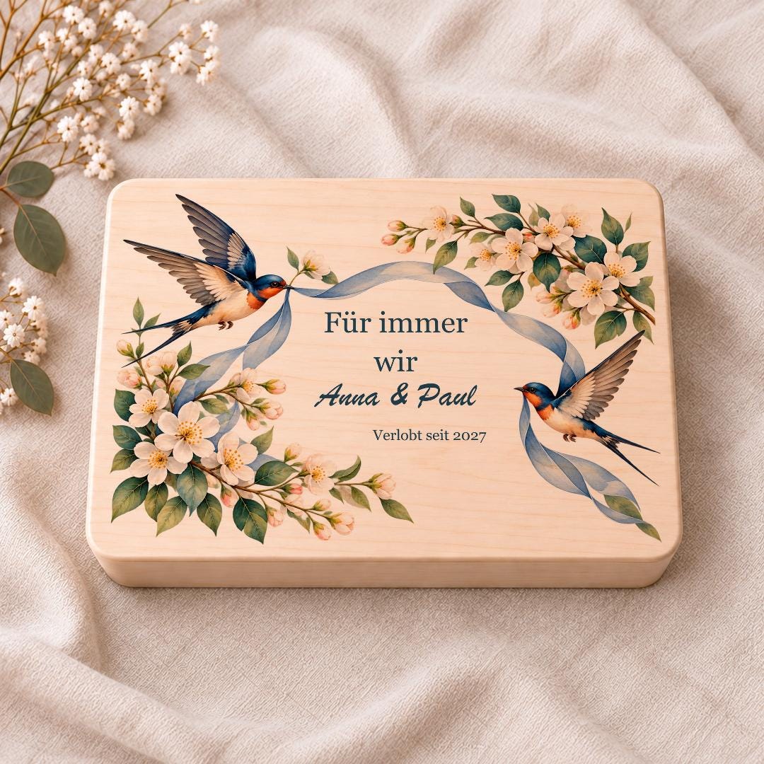 Verlobung Geschenk für Paar personalisiert | Erinnerungskiste mit Namen und Datum | Holzbox Schwalben Blüten | Für immer wir