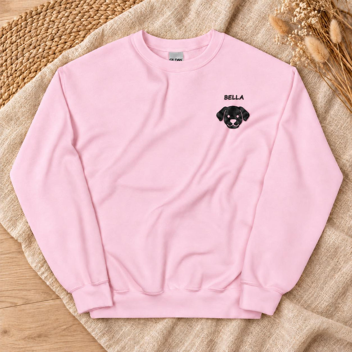 Personalisierter Hundepullover mit Name – Bestickter Unisex Sweater mit Hundesilhouette, Geschenk für Hundemama und Hundepapa Haustier Bild
