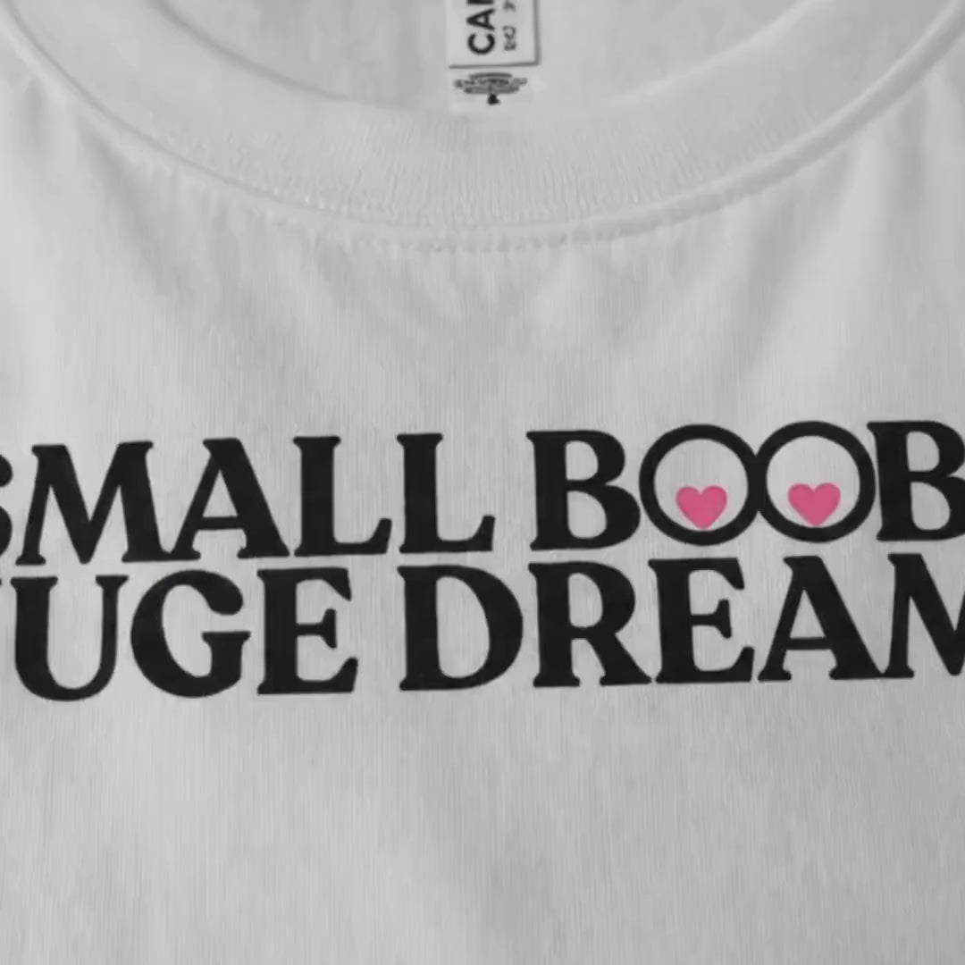 Small Boobs Huge Dreams Women's Shirt – Funny Slogan Tee – Body Positivity Feminist Shirt – Cute Graphic T-Shirt – Gift for Women