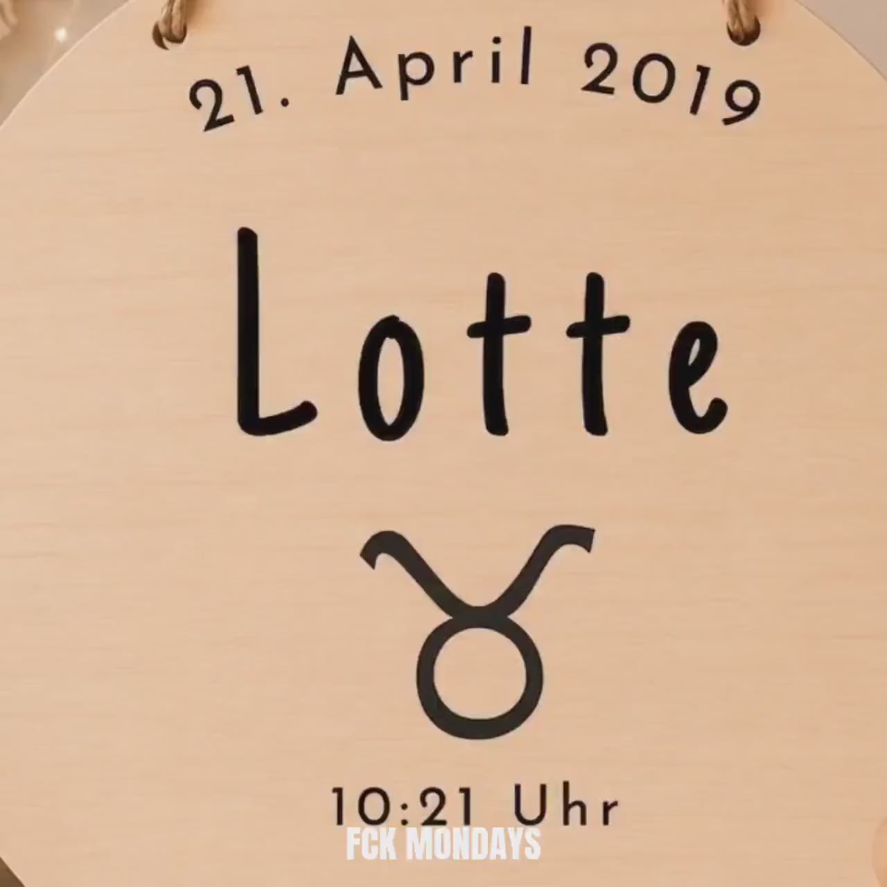 Personalisiertes Sternzeichen Holzschild mit Name | Kinderzimmer Deko | Geschenk zur Geburt | Boho Wanddeko | Tierkreiszeichen Namensschild